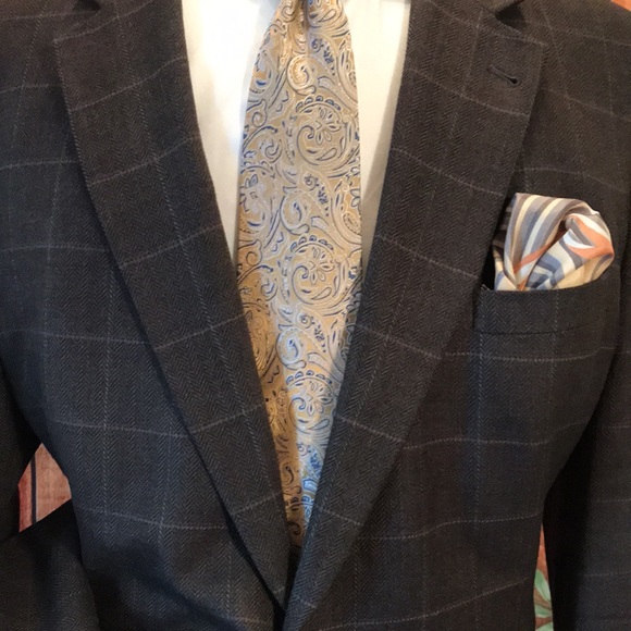 Jos A bank Signature Collection Coat - Picture 7 of 17